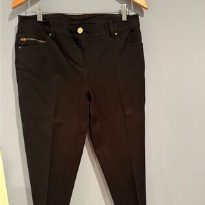 Chico's Black Skinny Ankle Pants with Tailored Fit